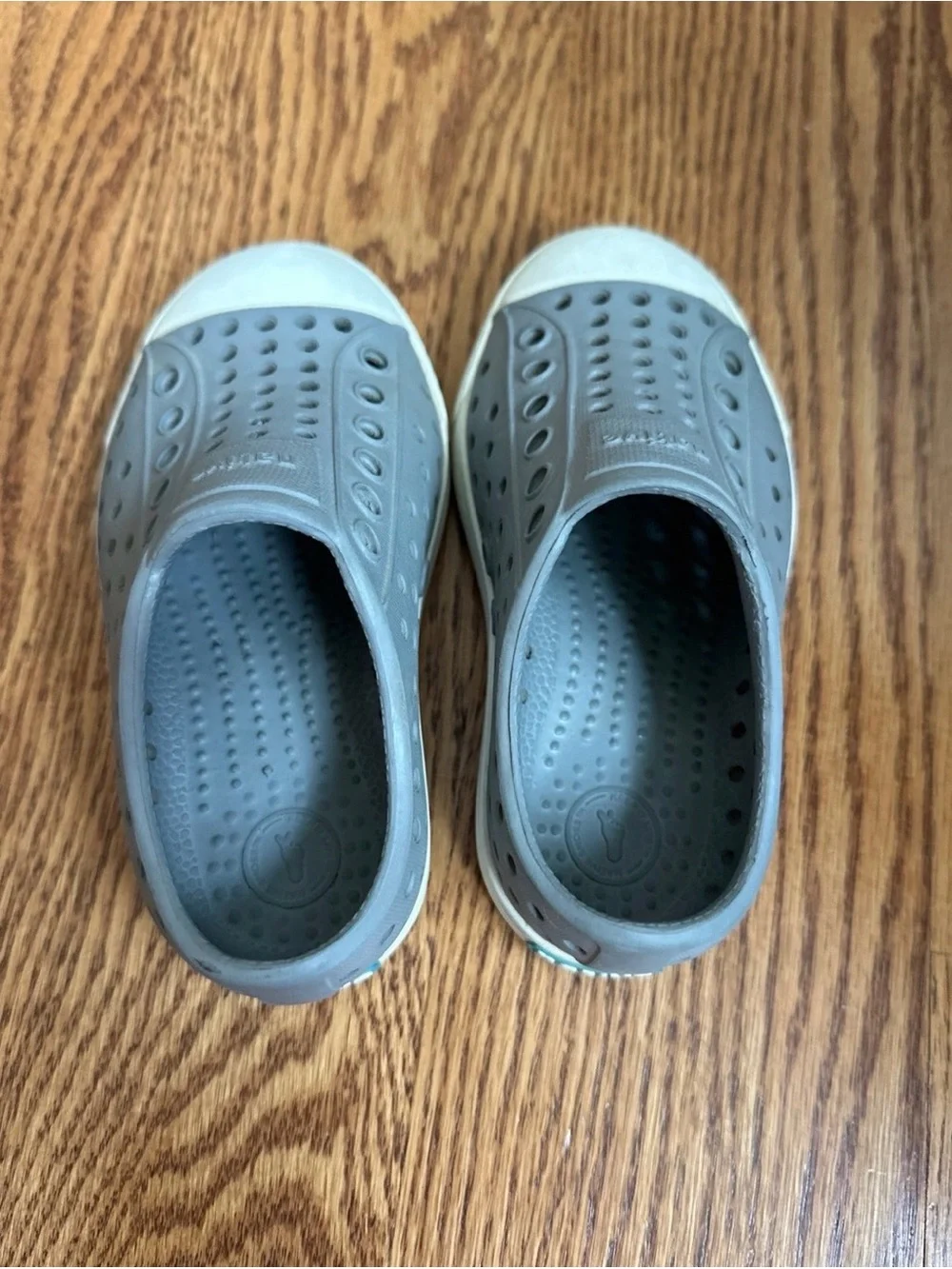 Native Jefferson Shoes Kids C7 Gray Slip-On